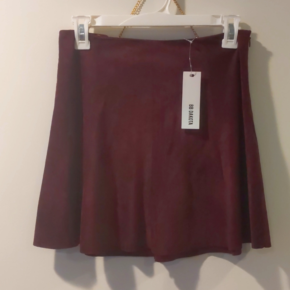 NWT BB Dakota Suede Skirt